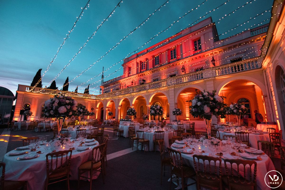 Wedding Lighting Design    …come la giusta illuminazione può contribuire a rendere un evento memorabile. 